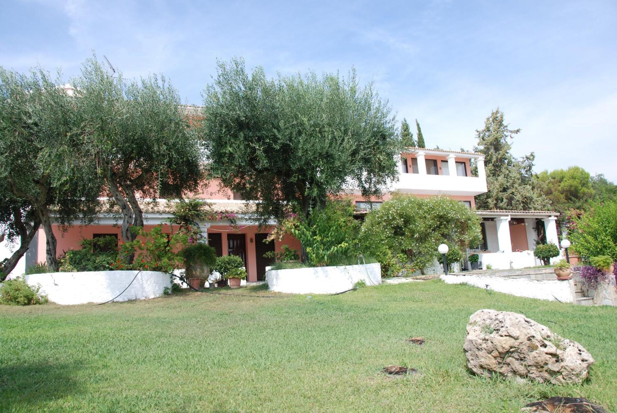 Penelope Apartment Hotel Dassia  Exterior photo